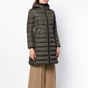 AUTHENTIC MONCLER taleve grey authentic coat 5